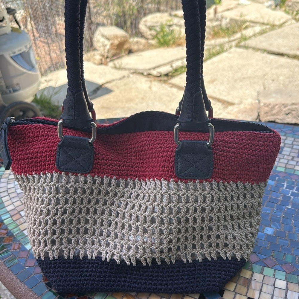 The Sak Crochet Shoulder Bag Red, White & Blue
Gently used, boho charm.